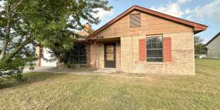 2416 Grasslands Dr Gallery 1