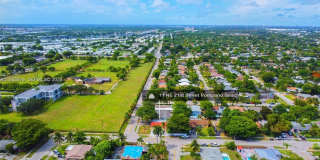 11 NE 21st St Gallery 1