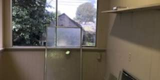 Three Bedroom/1 Bath Home/Spacious Rooms/Enclosed Back Porch Gallery 12