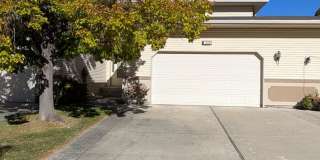 1366 Delphic Way Gallery 1