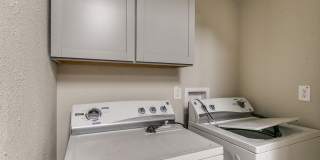 Beautiful updated home in The Village - 2 bed 1 bath Gallery 32
