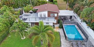 311 SE 3rd Avenue Gallery 5