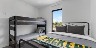 Luxury 3 Story Condo in Exclusive Titletown District Gallery 52