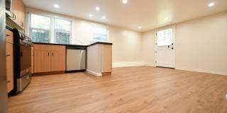 1p699 - 1511 - 1515 Milvia St. Gallery 5