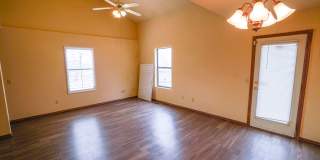 Must see 2 bed, 2 bath duplex near the University of Oklahoma Gallery 4