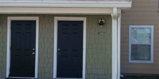 Beautiful Townhome in the Gated Community of Nautilus Cove! *Water/Sewer, Garbage  Lawncare Included!* *1/2 OFF Security Deposit for Active-Duty Military!!* Gallery 1