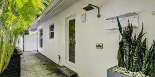 717 NE 1st Court Gallery 52