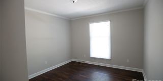 9100 Nash Avenue Gallery 18