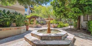 Updated Top Floor Unit -- Perfect Commuter Location -- Walking Distance to Laurel Street -- Must See! Gallery 5