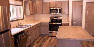 2 Bedroom Townhome! Part of 6-Plex 2 Bedroom Townhome! Part of 6-Plex Gallery 3