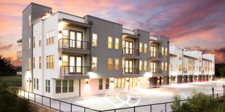 Magnolia at Mistletoe Heights Gallery 1