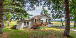 2 Bed 2 Bath Country Home with Penn Cove View on 2.5 Acres Gallery 1