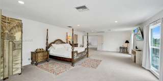 2889 NE 35th St Gallery 94