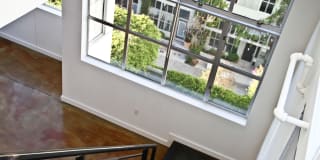 Glasdore Lofts Gallery 21