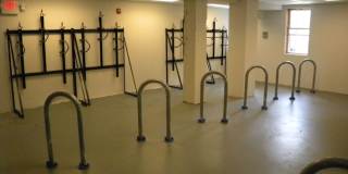 Colonial Village Apartments Gallery 23