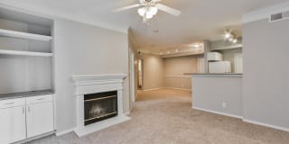 Metro Midtown Gallery 6