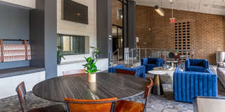 The Iroquois Club Apartments Gallery 11