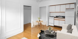 596 West Hawthorne Gallery 11