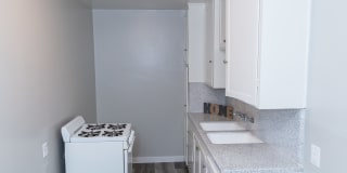 1094 Cherry Ave Gallery 1