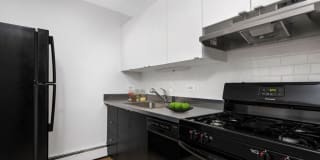 500 West Belmont Gallery 2