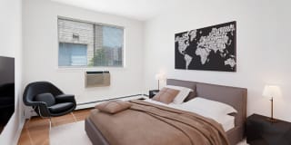 537 West Melrose Gallery 11