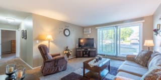 Rapid Court Apartments Gallery 3
