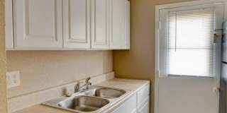 Hibiscus Place Gallery 3