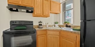 R Street Apartments Gallery 2