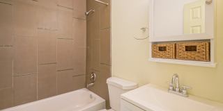 THE Q AT UPTOWN Gallery 31