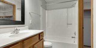 Summer Creek Apartments Gallery 5