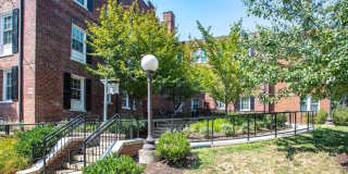 Colonial Village Apartments Gallery 35