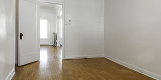 The Kensington Gallery 21