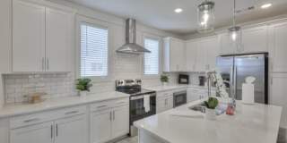 1589 Residences Gallery 32