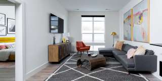 BLVD Gramercy East Gallery 24