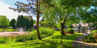 Woodlake Apartments Gallery 10