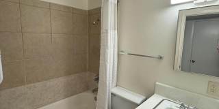 2617 N 48th Street unit: Apt 4 Gallery 5