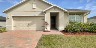 131 NE 23rd Place Gallery 1