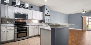 End unit townhome in The Cottages at Oakleaf Plantation Gallery 5