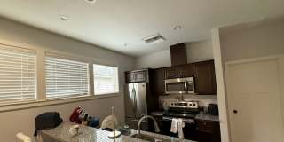 Student Living Near UF - 3 Bed / 3 Bath Home with Balcony * $200 GIFT CARD INCENTIVES!* PER TENANT Gallery 6