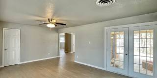 Price Drop!  Viewable Now!  Small Pets Accepted! Gallery 12