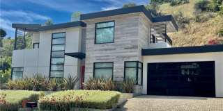1319 Sunset Plaza Drive Gallery 1