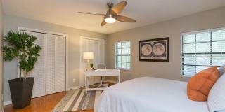 702 W BAY STREET Gallery 18