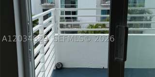 7800 Collins Ave Gallery 21