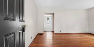375 E Royal Forest Boulevard Gallery 4
