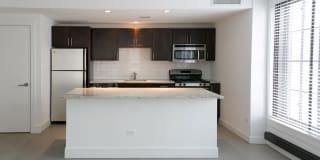 Shoreland Apartments Gallery 30