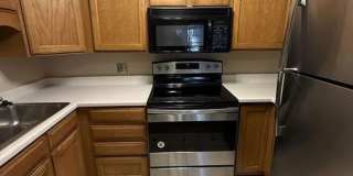 Great Condo and Location in Aurora Gallery 4