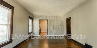 1529 N 24th St. Gallery 13