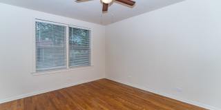 254 CLOVERLEAF AVE 2 Gallery 16