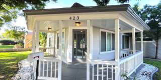 REMODELED 2 BED, 1.5 BATH IN CORONA Gallery 1