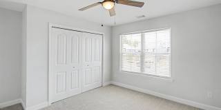 156 Hamlet Court Gallery 18